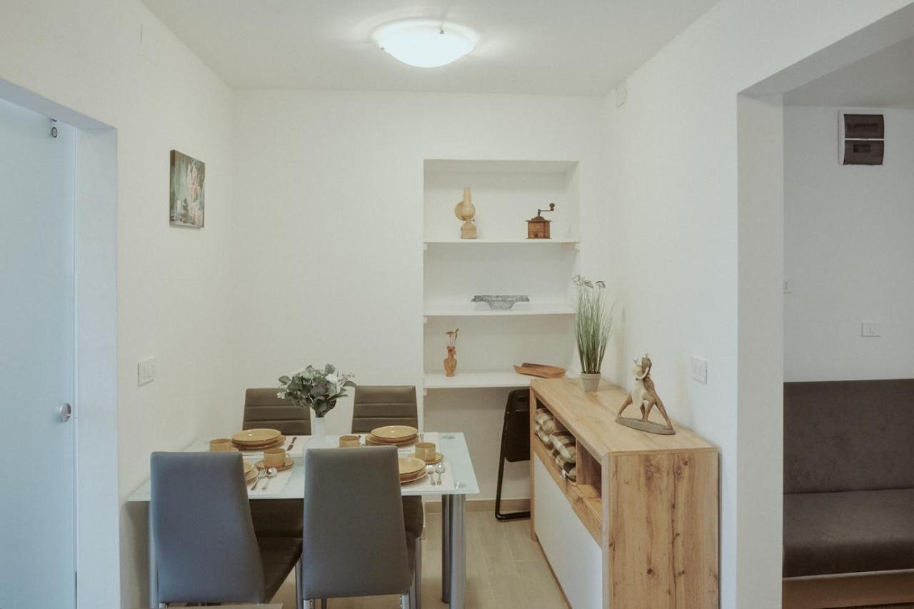 Apartments Pr' Stormanu Kanal Luaran gambar